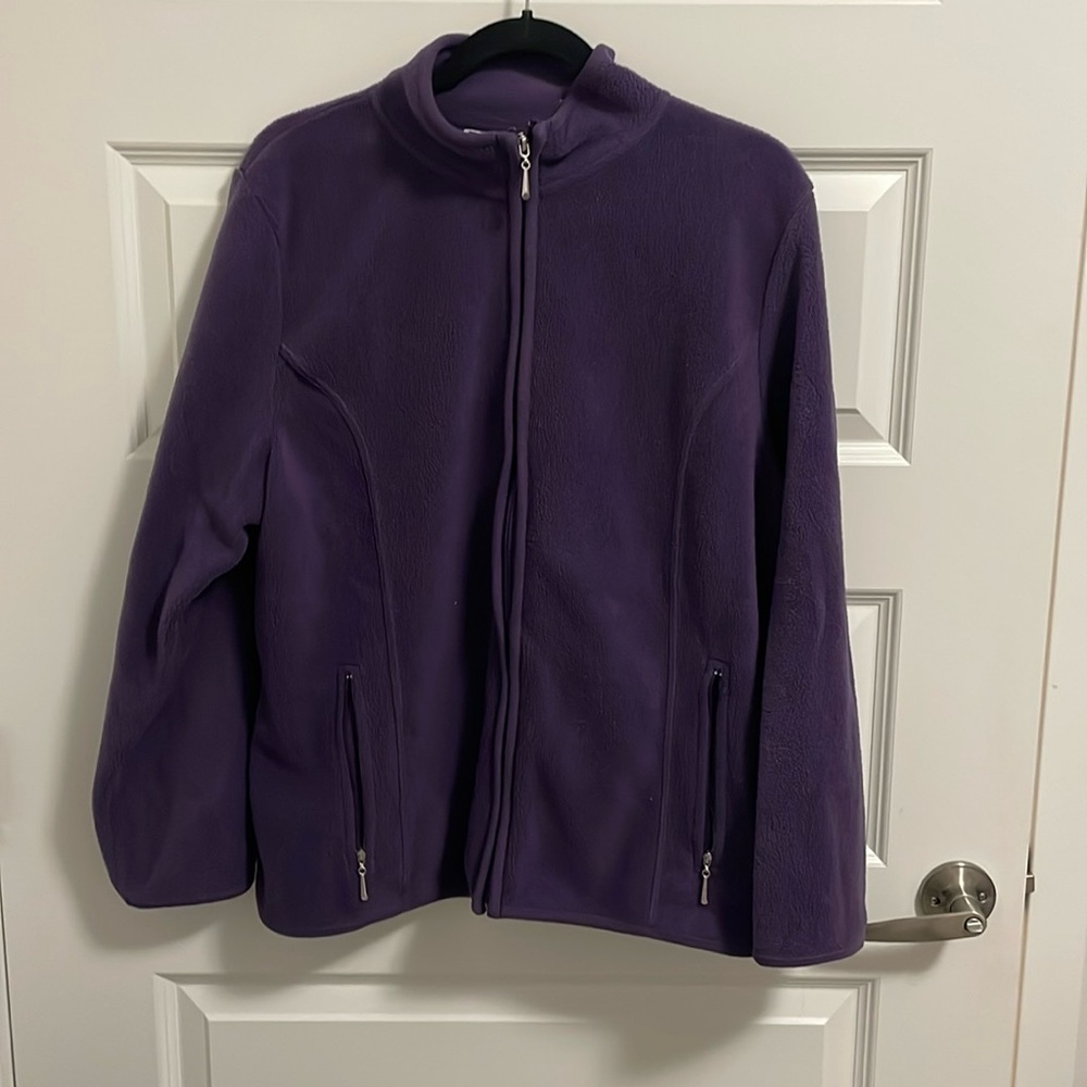 Zip-up sweatshirt